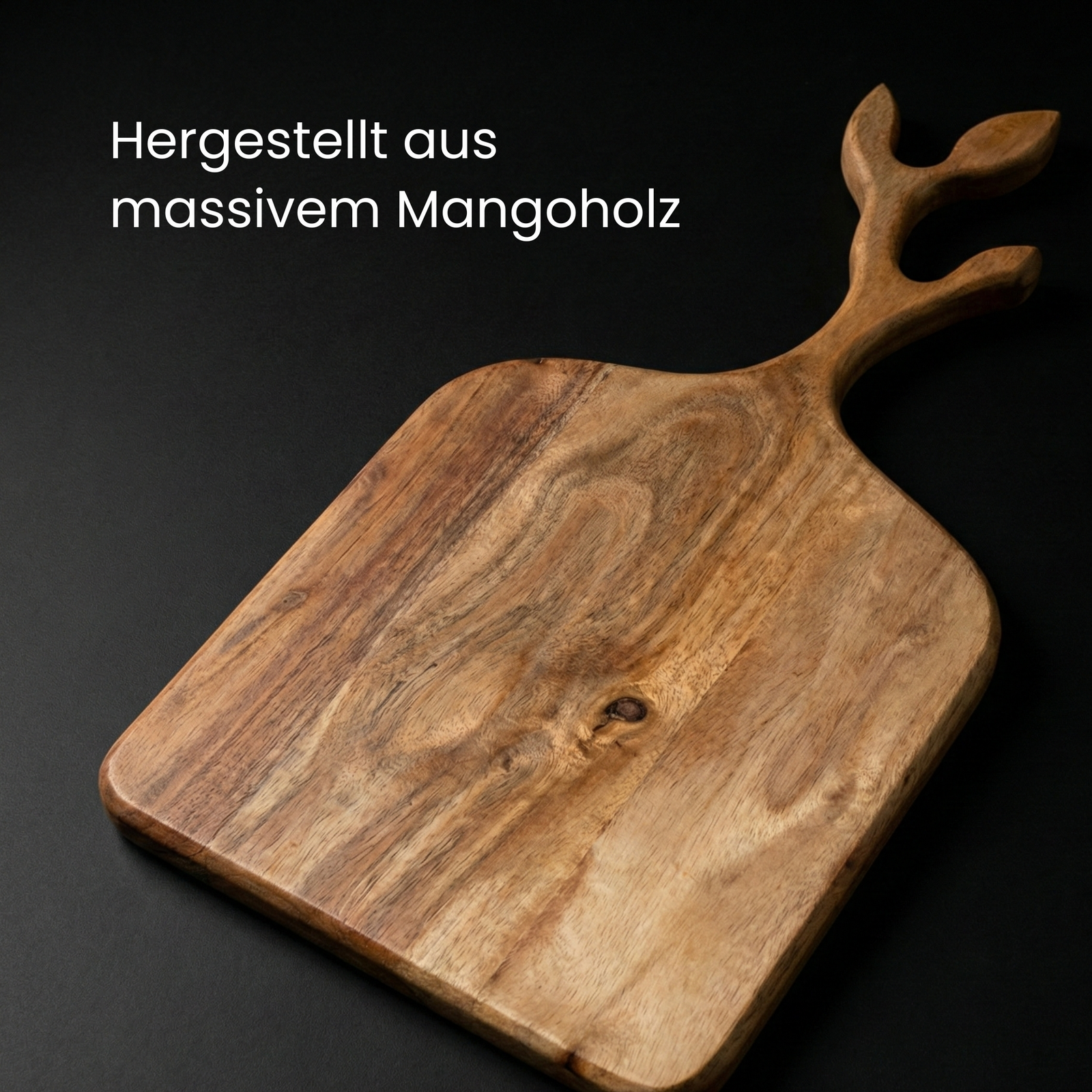 Schneidebrett aus Mangoholz mit Griff aus Hirschgeweih