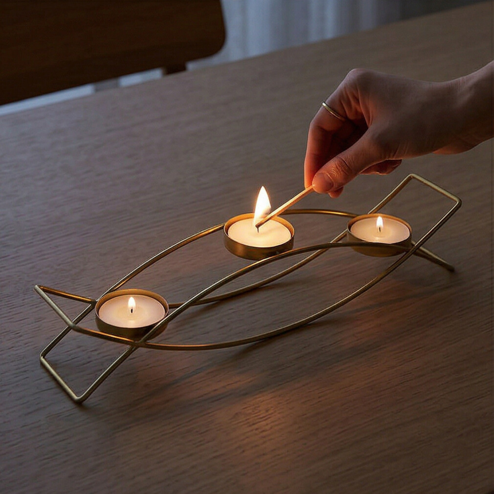 Modern Metal Candle Holder with 3 Arms